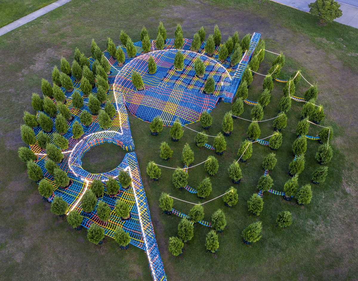 vista aérea de la Instalación In the Hedge construida en Columbus, Indiana