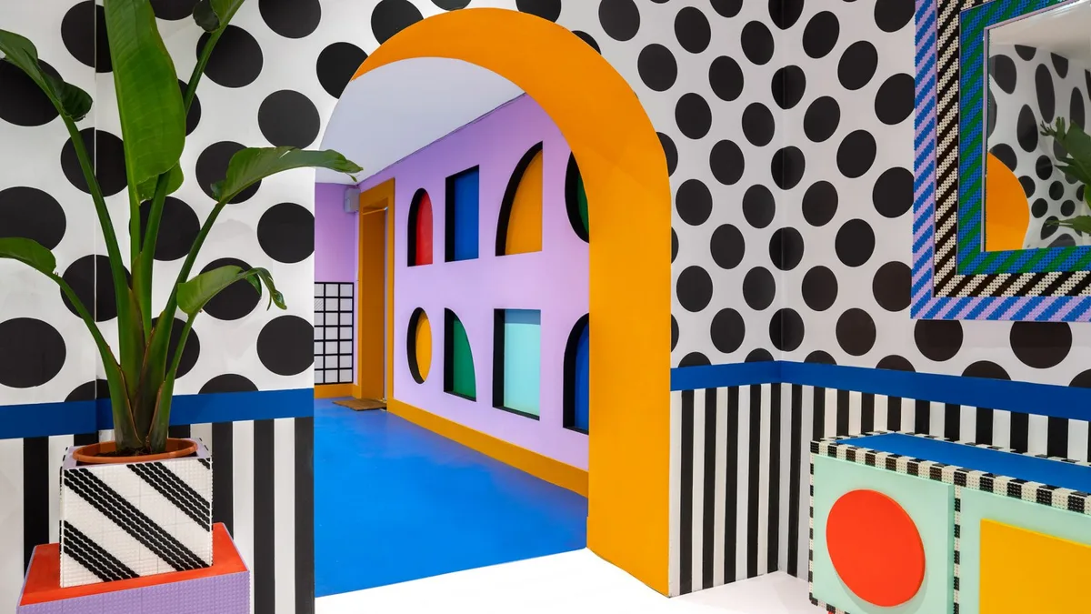 Camille Walala usa más de dos millones de piezas para el lanzamiento de Lego Dots