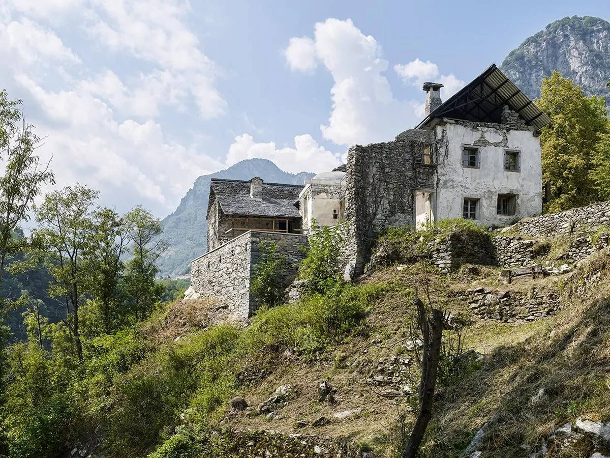 Casa Mosogno, el complejo equilibrio entre lo auténtico y lo atrevido