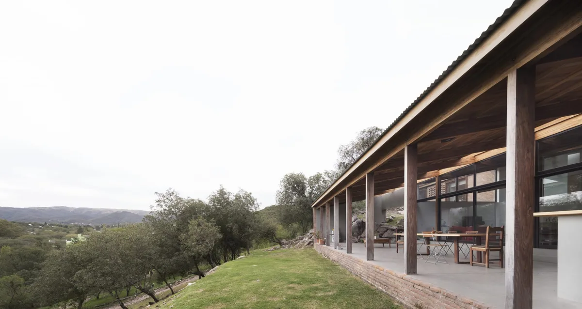 Un retiro argentino cincelado por las rocas