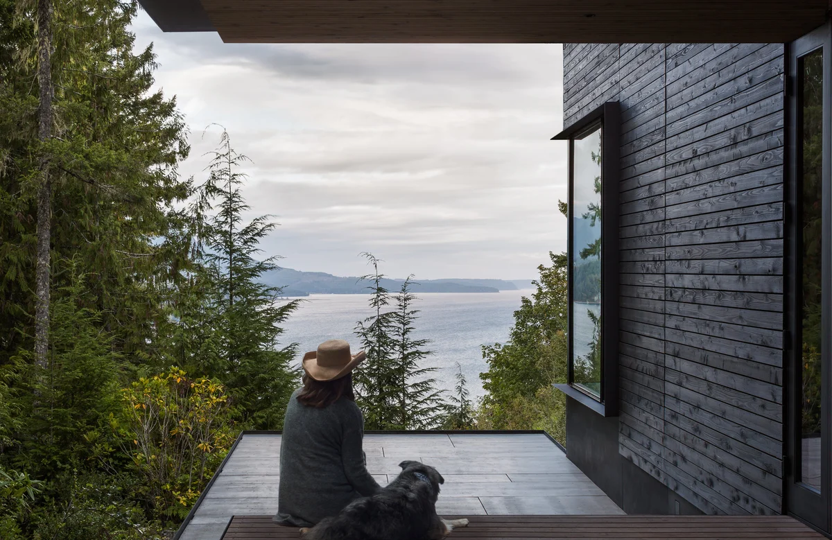 Little House, una cabaña contemporánea permeada por la naturaleza