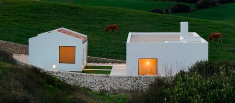 El campo menorquín se filtra por la Casa E de Marina Senabre