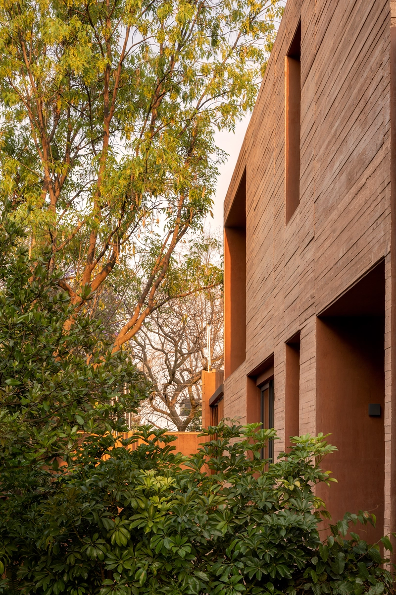 Madera y hormigón forjan el retiro mexicano de Monte Tauro