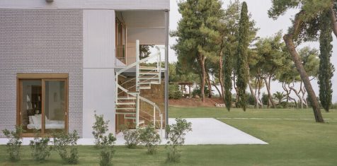 St. Minas House, naturaleza griega por los cuatro costados