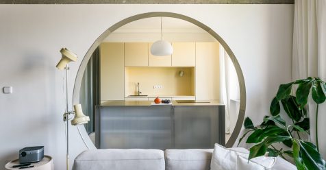 Luminosa reforma en Bratislava. Casa I O.