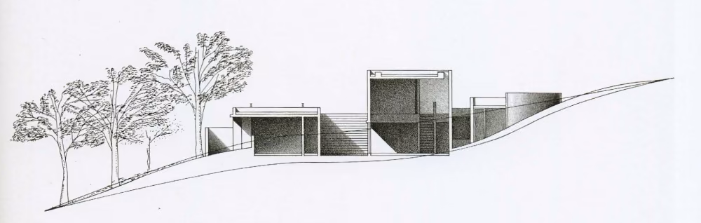 alzado Alzado de la Casa Koshino de Tadao Ando con sus volúmenes semienterrados en la ladera entre árboles