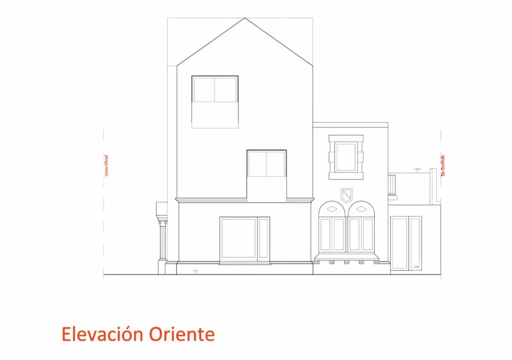 Alzado oriente del Hostal Caracol de FOAA Arquitectos, con fachada de tres alturas y cubierta a dos aguas