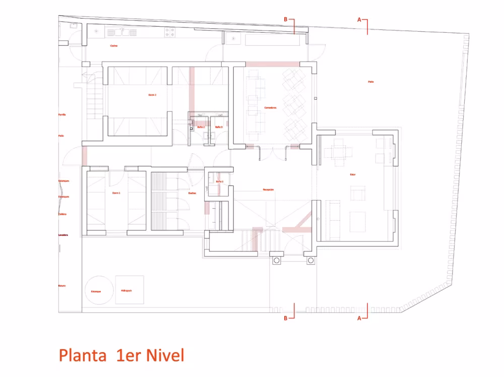 Planta del primer nivel del Hostal Caracol de FOAA Arquitectos en Santiago
