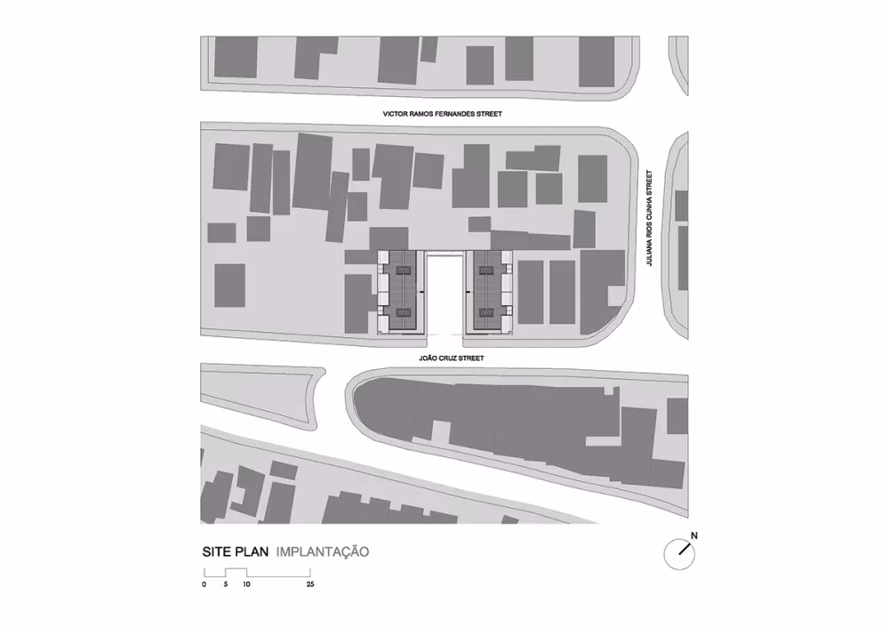 Plano de situación de las Casas AV de Corsi Hirano Arquitetos en la trama urbana de Avaré