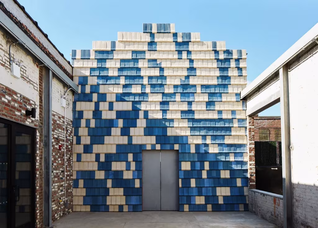 instalación de Assemble en brooklyn