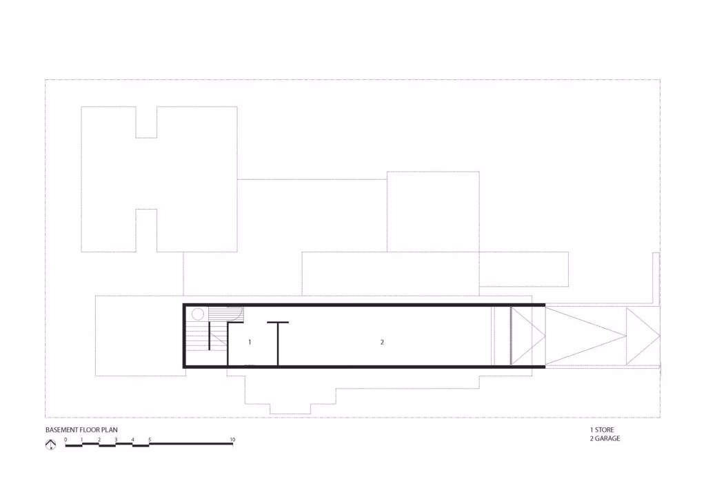 Planta del sótano de Seaview House de Jackson Clements Burrows, un espacio alargado bajo uno de los pabellones