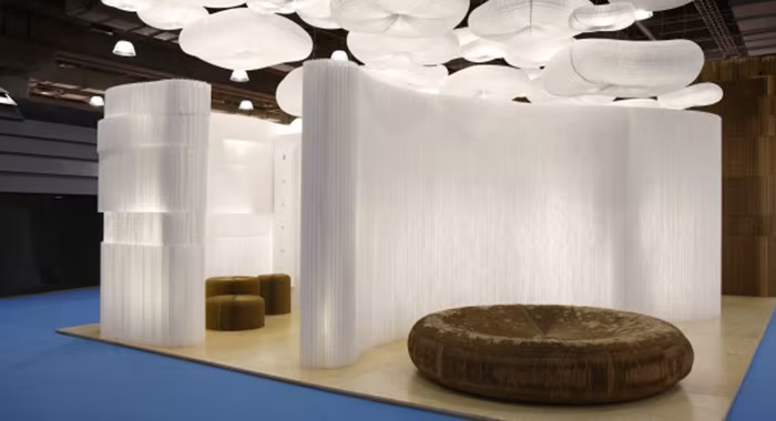 Estructura Softwall y asientos Molo Design Batavia