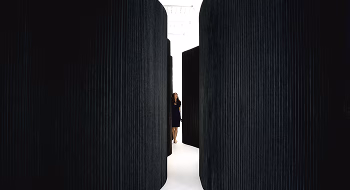 Softwall negro de Molo Design en Batavia