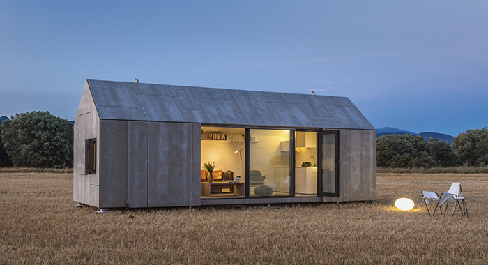 Amueblando el interior de la casa transportable ÁPH80