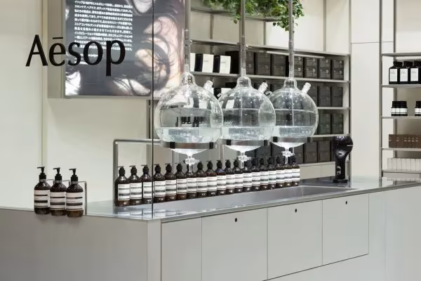 Aesop_Tokyo_dym03