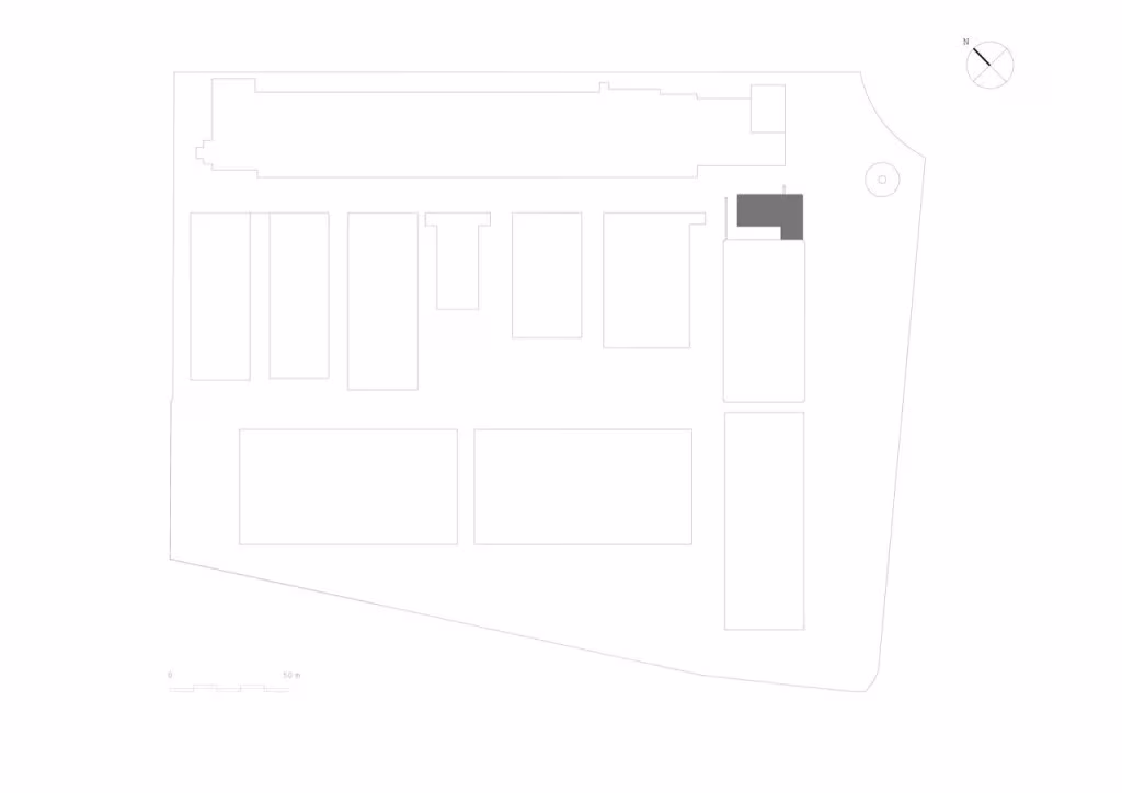 Plano de situación del Matadero de Madrid con la nave 8B señalada entre los pabellones