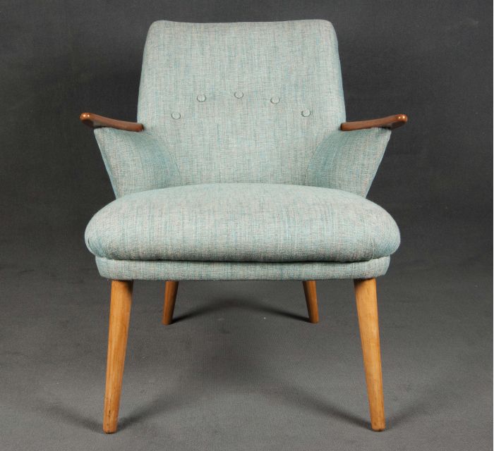 antigua butaca danesa retapizada BATAVIA