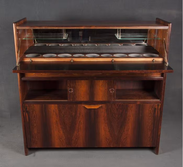 mueble bar original danes disponible en batavia