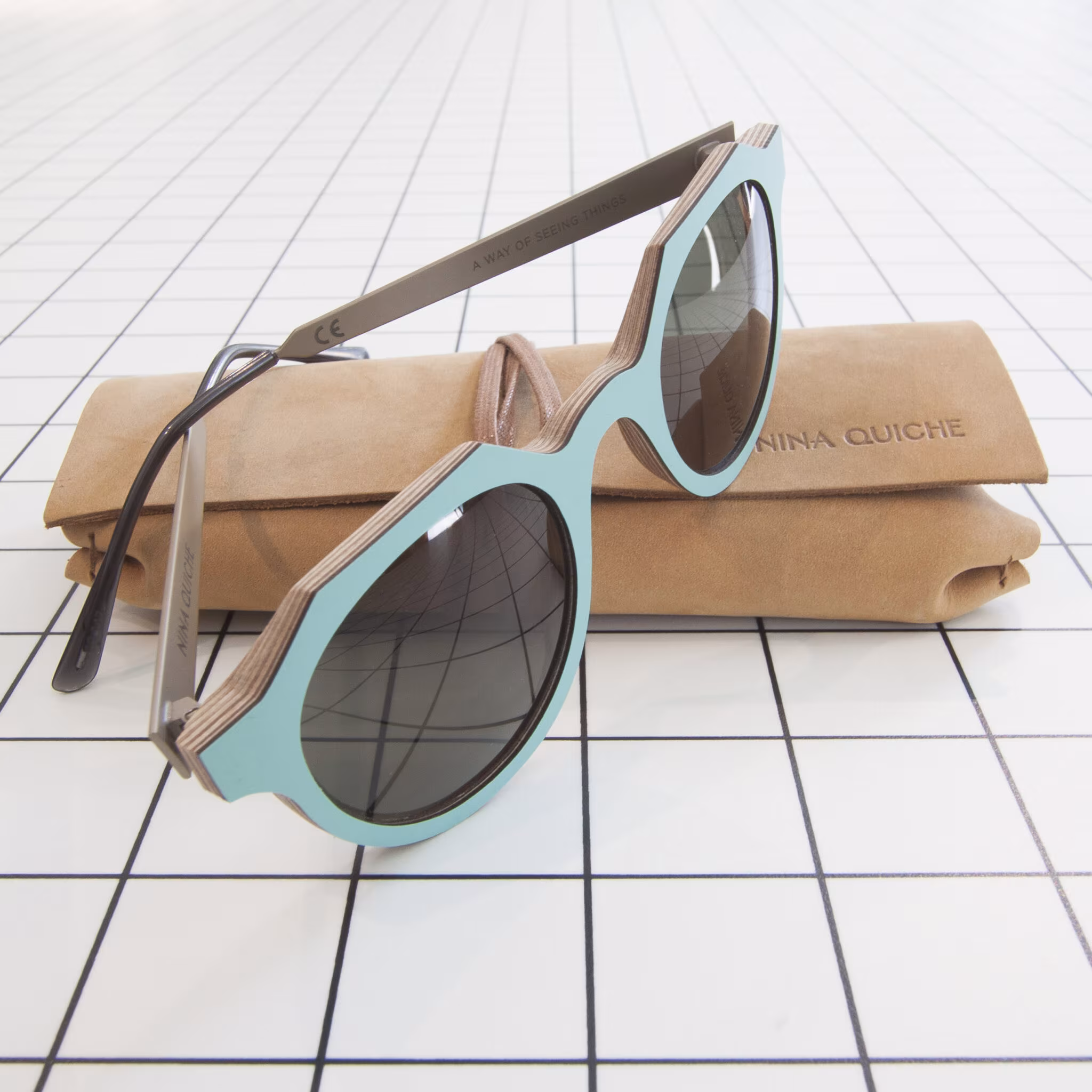 Gafas Nina Mur y funda 