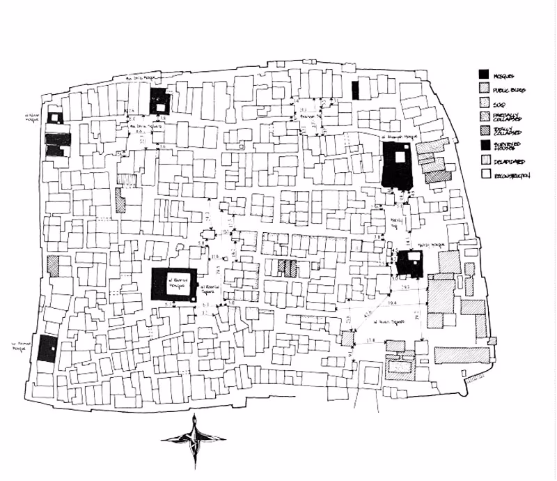 Plano del casco amurallado de Shibam con la trama de manzanas y los edificios singulares en negro