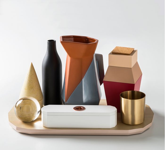 Set de escritorio Still Alive de Antonio Arico disponible en BATAVIA