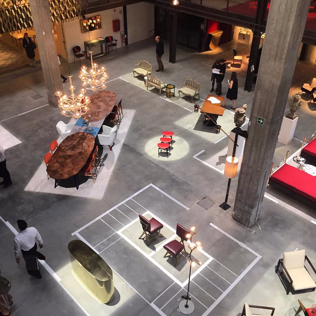 vista general de la feria del mueble de milan 2017