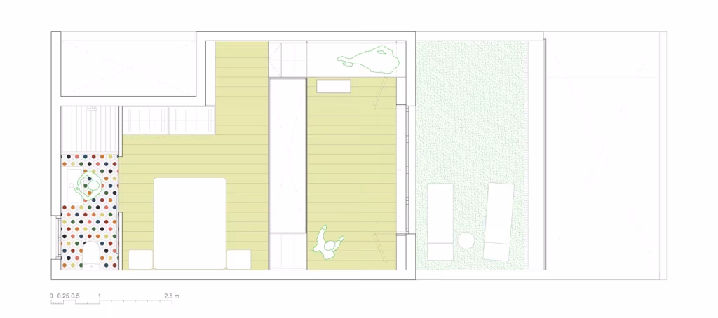 Plano de la planta intermedia de la Casa de Juno con dormitorio y baño tintados en verde claro