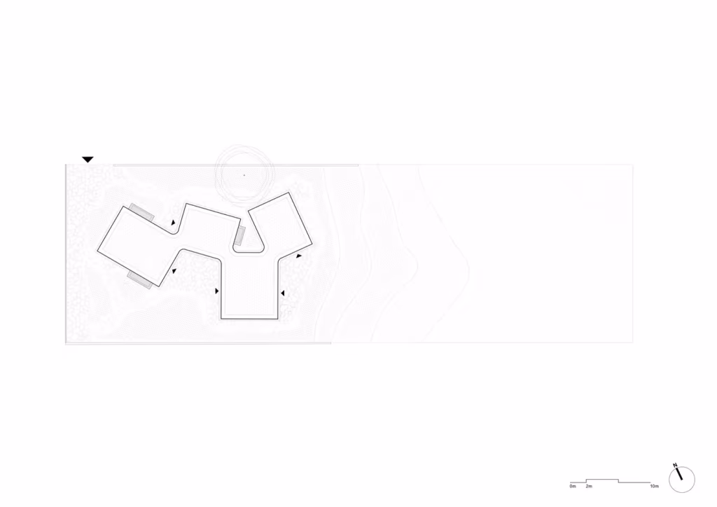 Plano de situación de los cuatro volúmenes girados de la Villa Platan sobre la parcela
