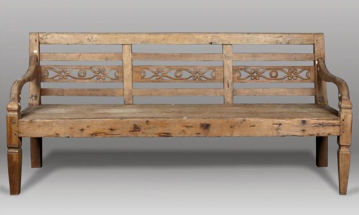 Banco de Indonesia en teca natural BATAVIA