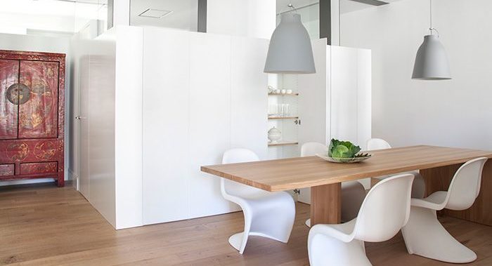 Cocina proyecto BATAVIA con armario oriental 