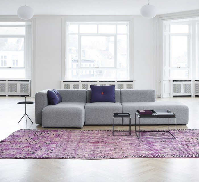 Mesa auxiliar DLM (Dont Leave Me) de Hay disponible en Batavia