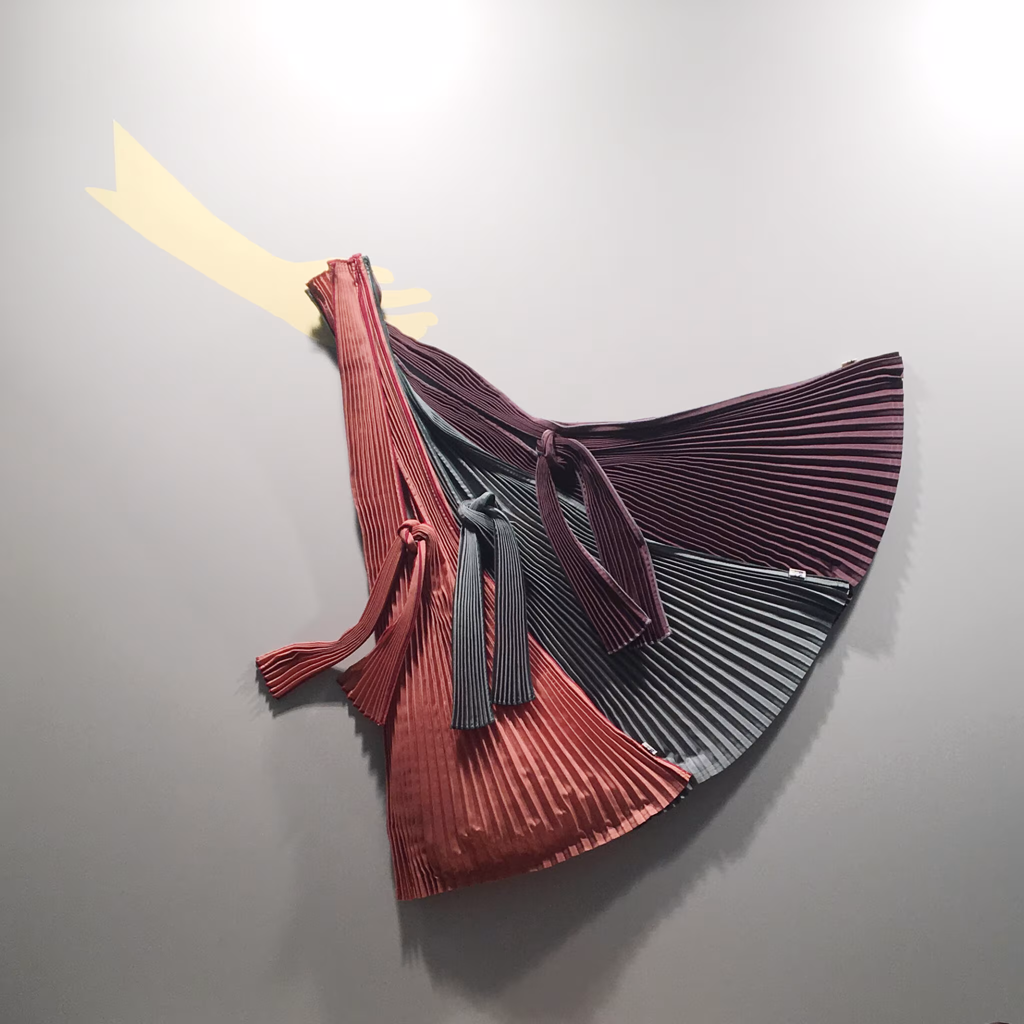 bolso plisado disponible en batavia