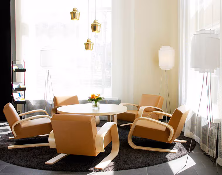 sillon 400 diseñado por alvar aalto