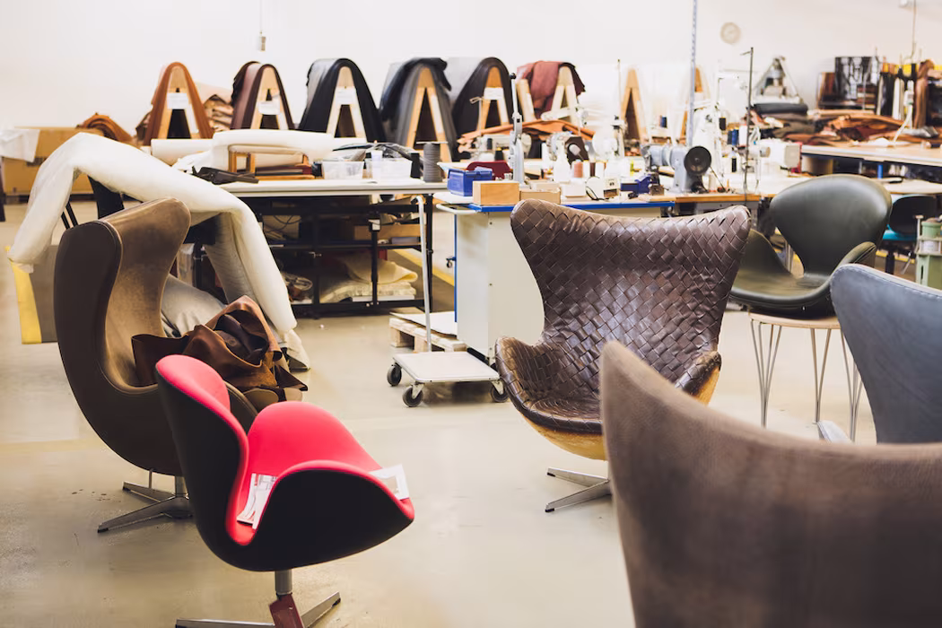 La silla Swan y Egg ambas diseñadas por Arne Jacobsen