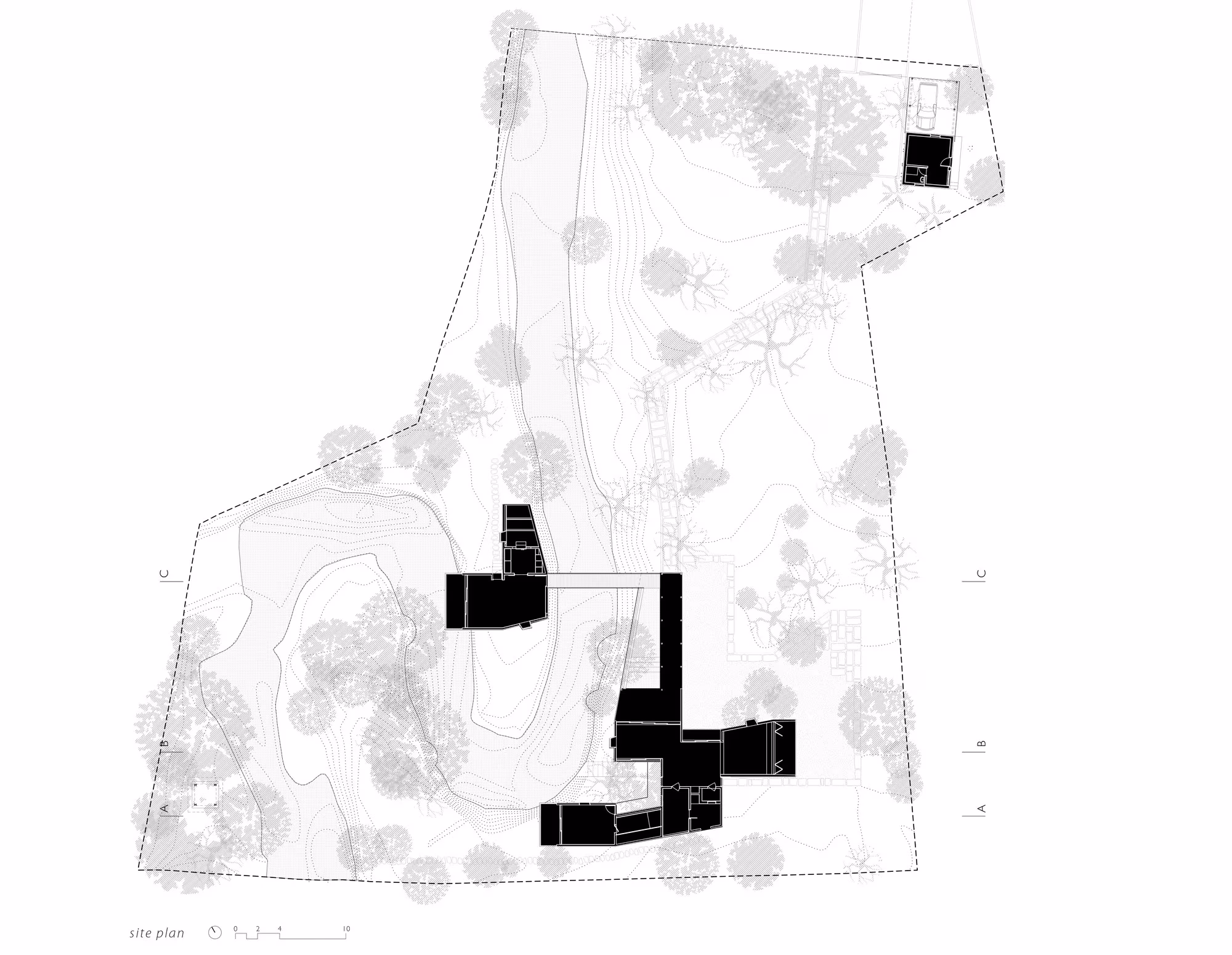 Plano de emplazamiento de la Casa sobre el arroyo con los volúmenes a ambos lados del cauce estacional
