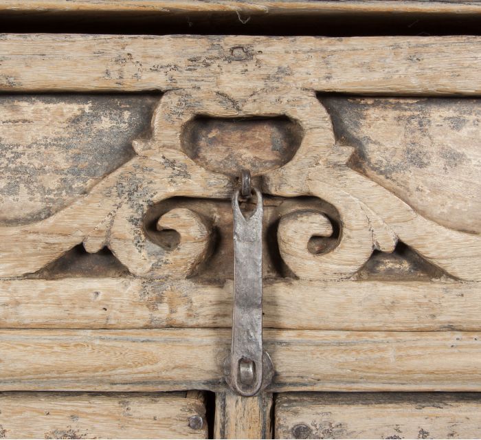 detalle del cajon de la consola