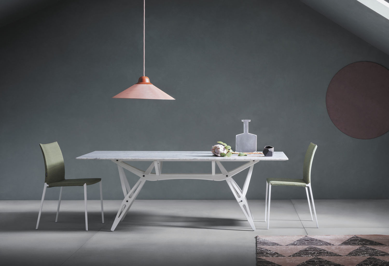 mesa reale de zanotta con sobre de marmol