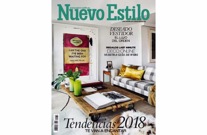 Portada de Nuevo Estilo con el especial Tendencias 2018, que incluye un interiorismo de BATAVIA con fotografías de Belén Imaz