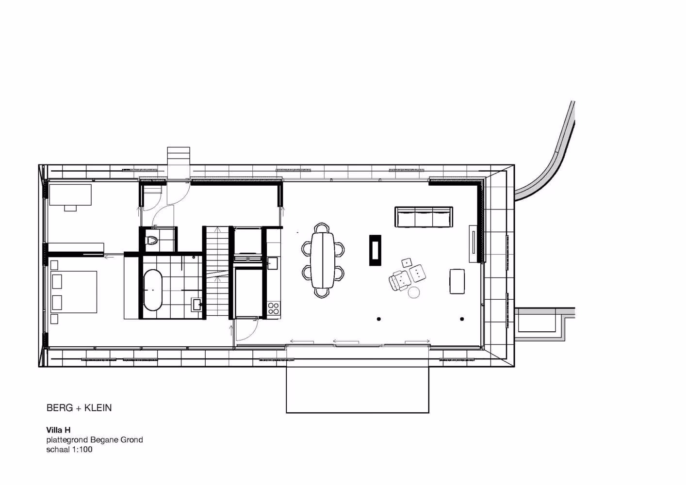 Planta baja de la Villa H de BERG + KLEIN con el dormitorio, la cocina y el salón comedor
