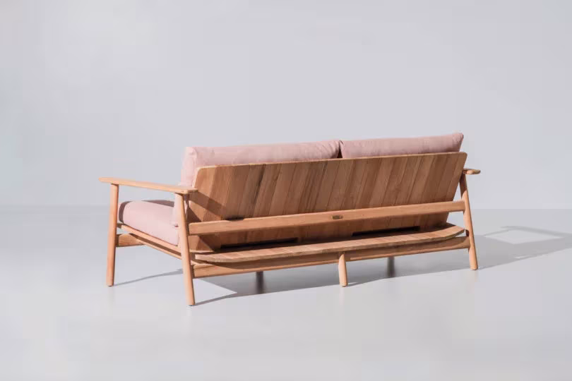 sofa visto por detras de la coleccion de kettal diseñada por jasper morrison