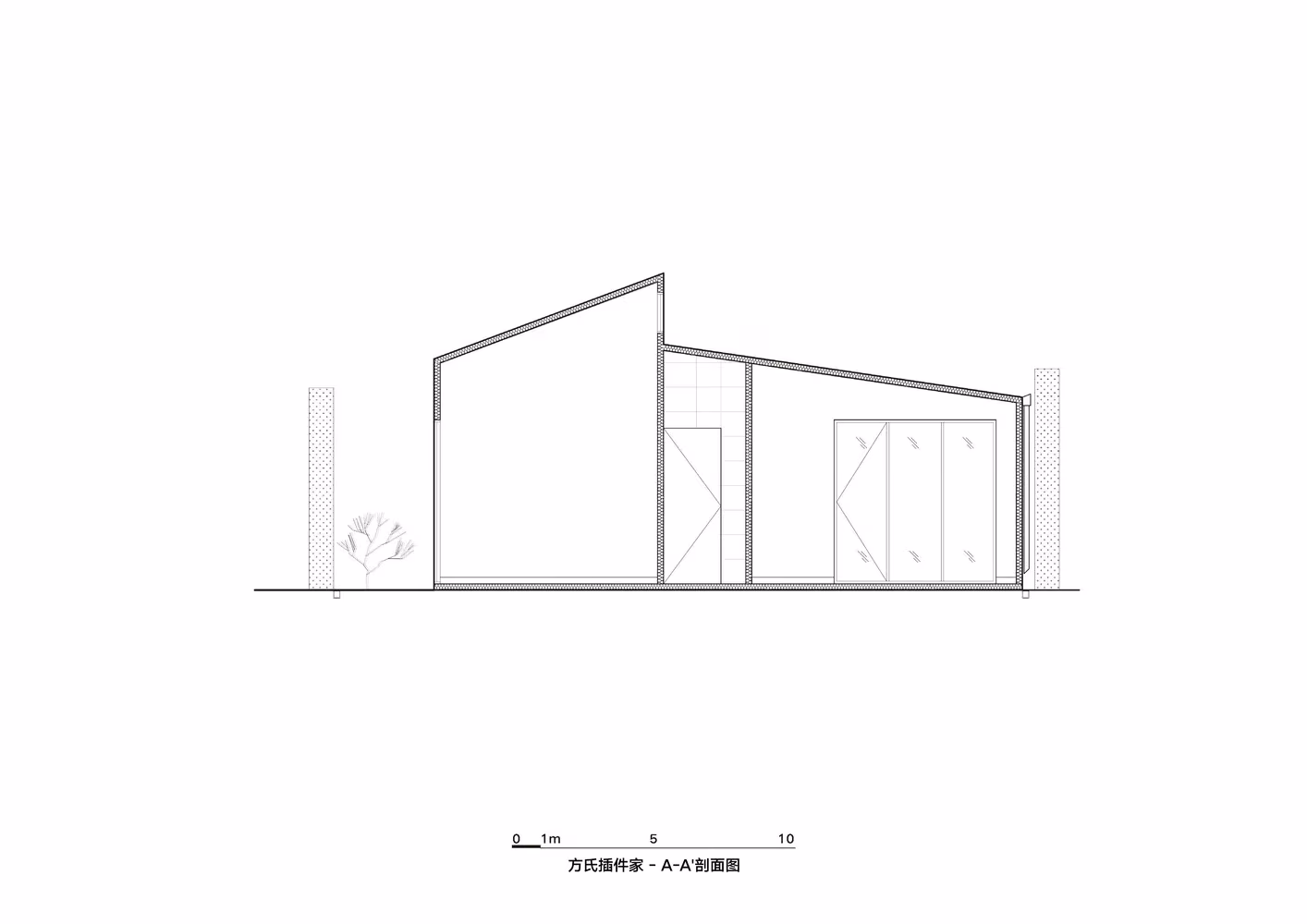 Sección longitudinal de la Plugin House de PAO con cubierta inclinada en Shangwei
