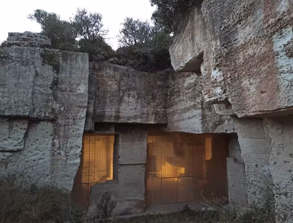 Ca´n Terra, una gruta menorquina convertida en hogar