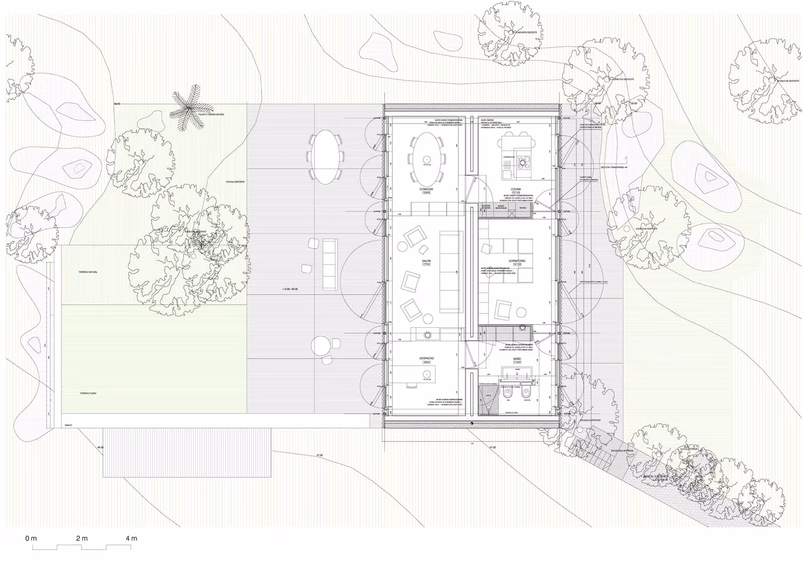Planta de la Casa Cobo en Mallorca con la distribución interior y los árboles de la parcela