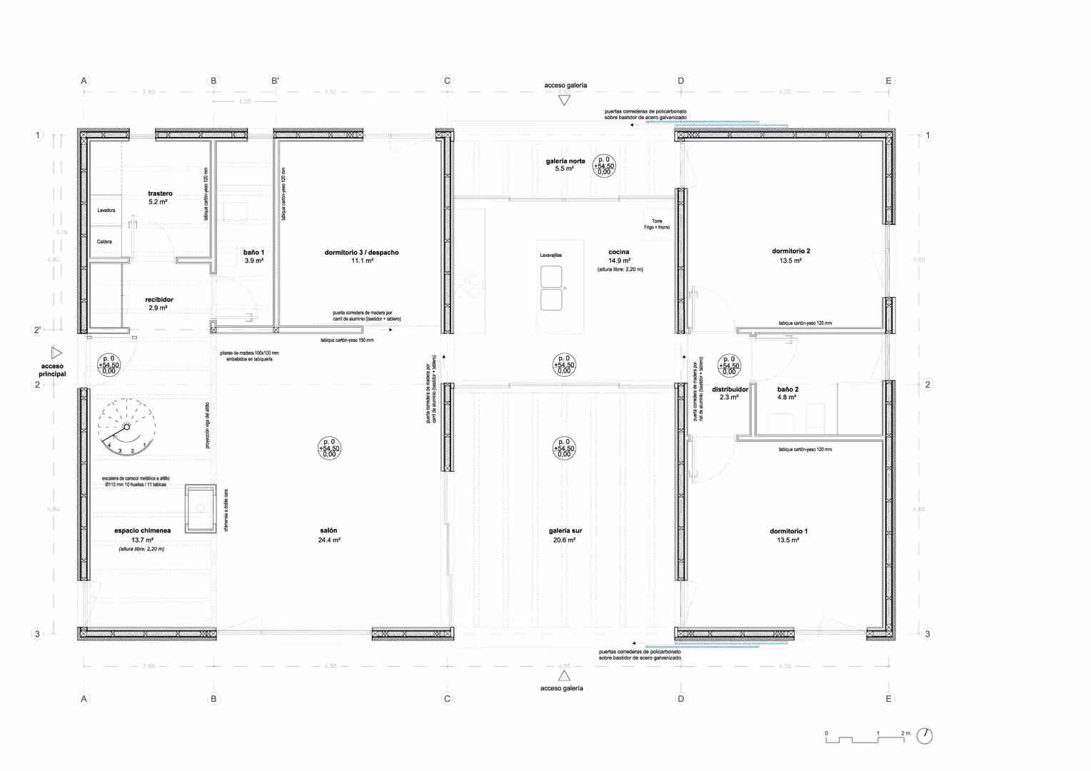 Plano de planta de la casa invernadero de Navajeda con las estancias distribuidas en torno a un espacio central