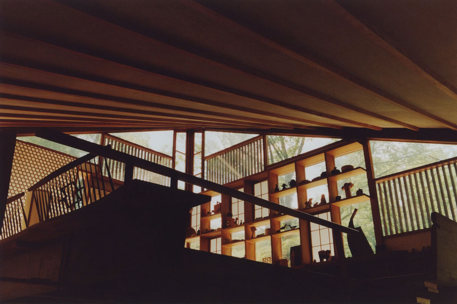 George Nakashima Woodworkers – ABATON Journal14