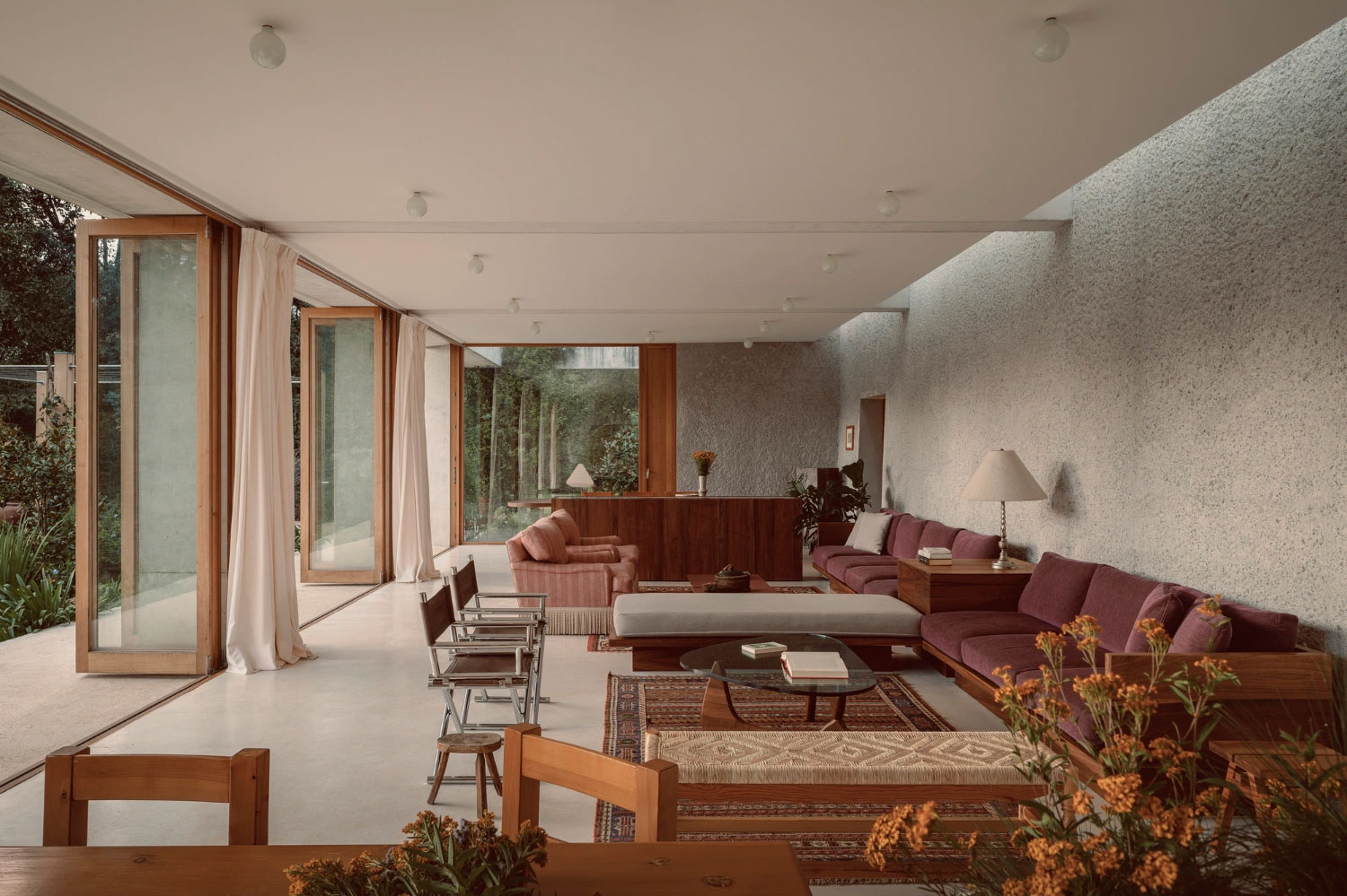 68405efdc80e241df0b4edf7_thisispaper-house-between-two-rivers-taller-3000-casa-mexicana-04