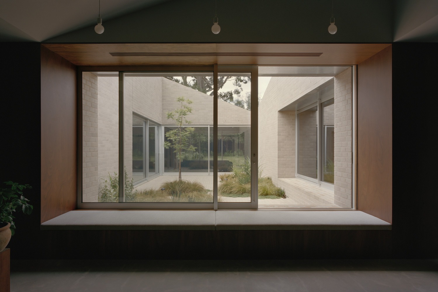 ABATONA Journal – Naples street house-2